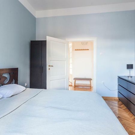 99 Muses Apartments Dordegol Esterno foto